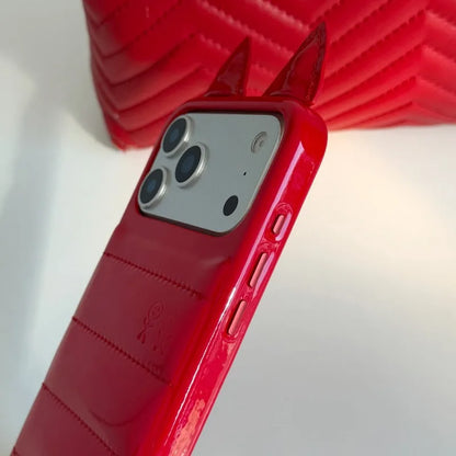 【猫耳シリーズ】キルティング ダウンジャケット風 iPhoneケース #240219