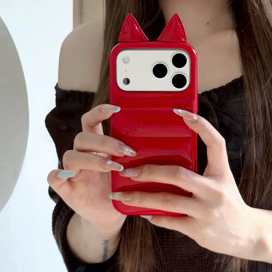 【猫耳シリーズ】キルティング ダウンジャケット風 iPhoneケース #240219