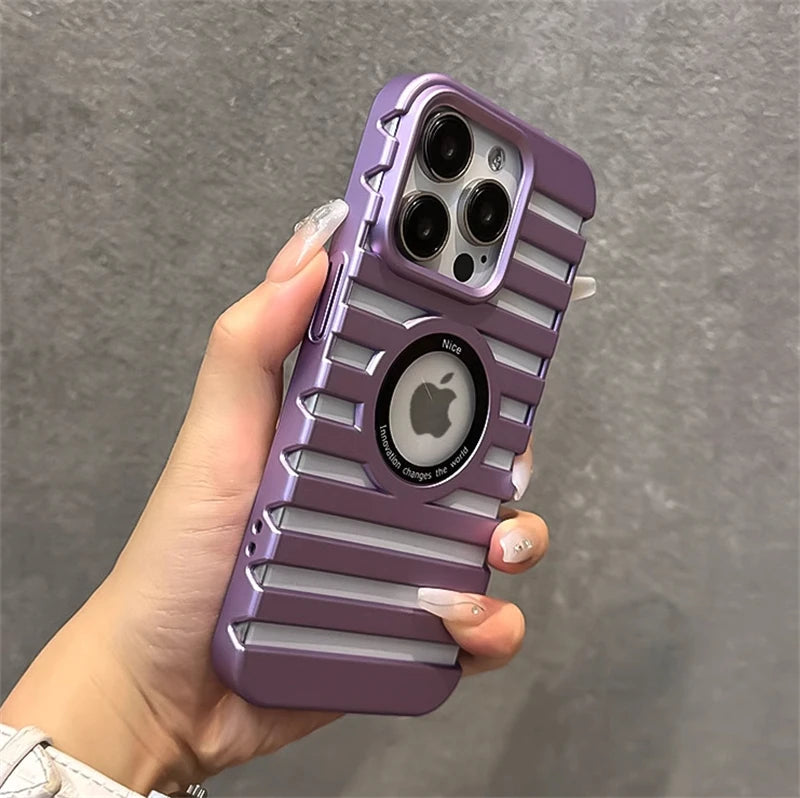 【アルミ調デザイン】メタル スーツケースデザイン 耐衝撃 スマホケース｜iPhone対応 #250414