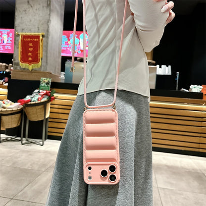 ダウンジャケット風 ソフト iPhoneケース｜ストラップ付き・カラーバリエーション豊富 #240601