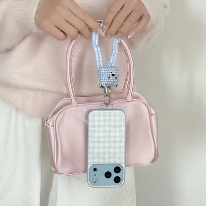 【ハートキルティングチェック】ギンガムハート×パステルブルー くまちゃんチャーム スマホケース｜iPhone対応 #250329