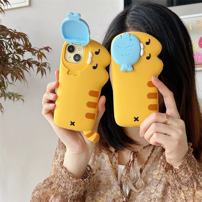 【お魚くわえたネコ】3D シリコン iPhoneケース｜カメラカバー・ゆるかわ アニマル PCA #261295