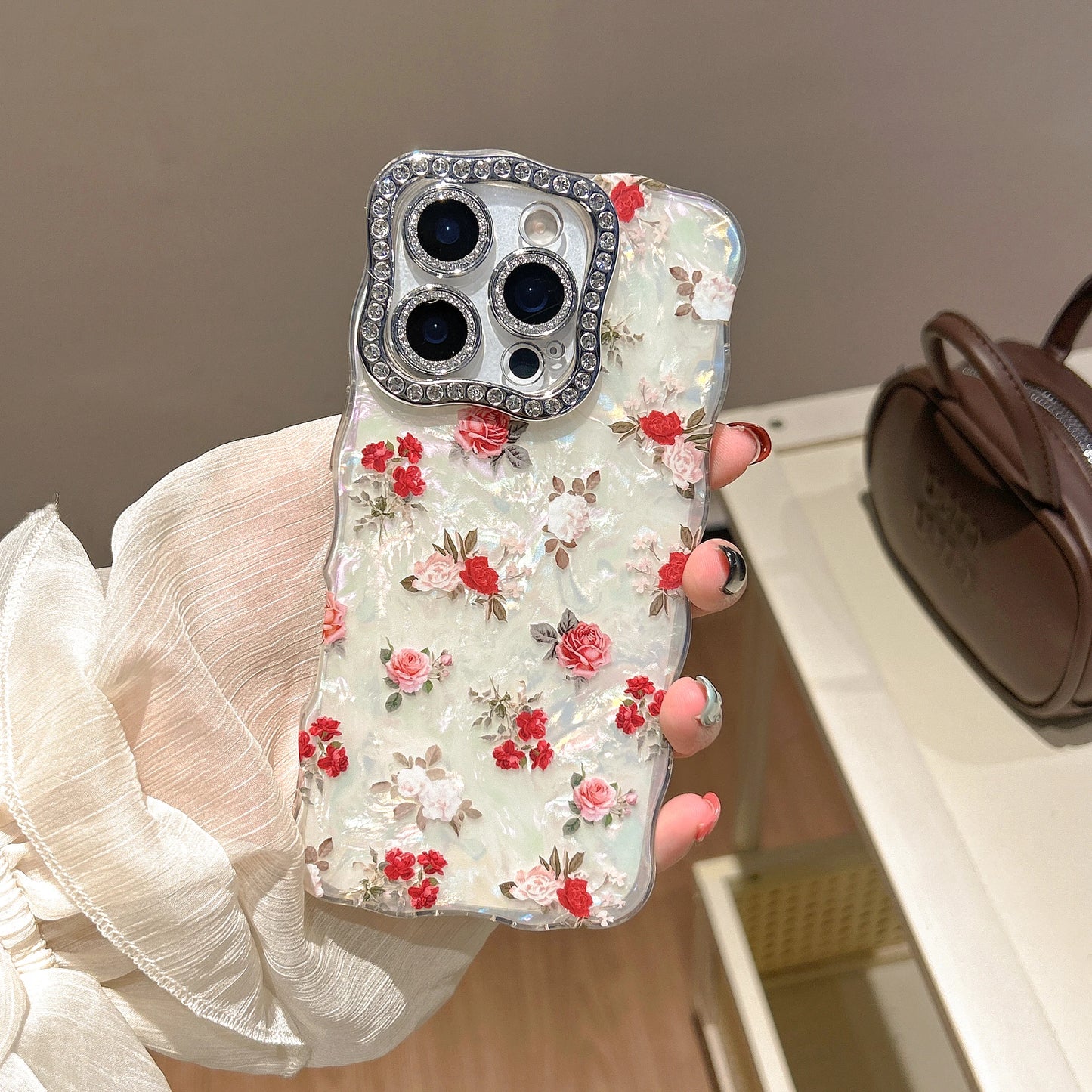 シェルフラワー ローズ ウェーブフレーム iPhoneケース #240319