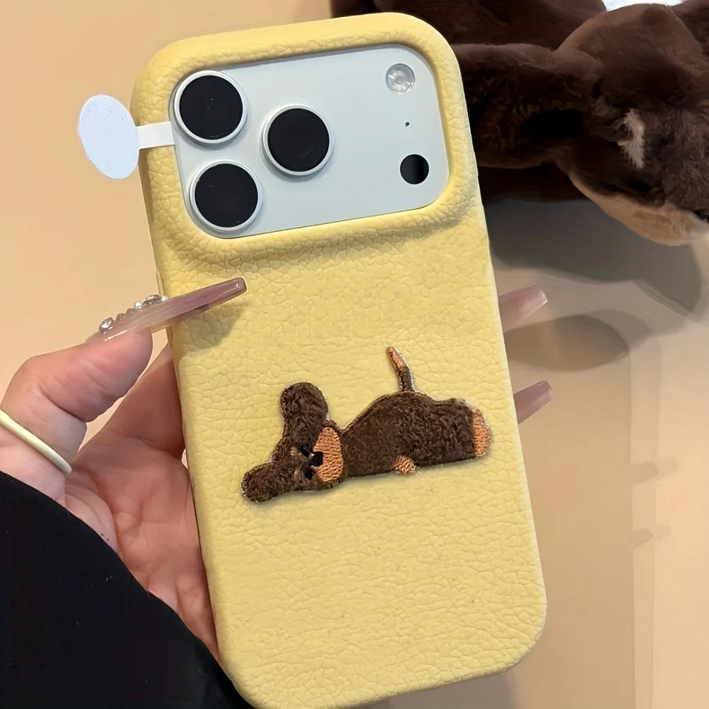 ドッグモチーフ iPhoneケース｜ミニチュアダックス 刺繍デザイン・シンプルカラー #240604