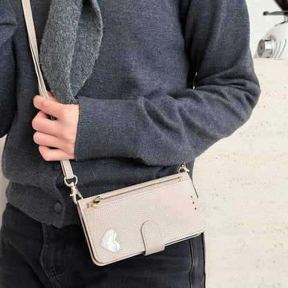 【ブックスタイル】ハートモチーフ レザー調 財布一体型 手帳タイプ iPhoneケース｜ショルダーストラップ付き #240205