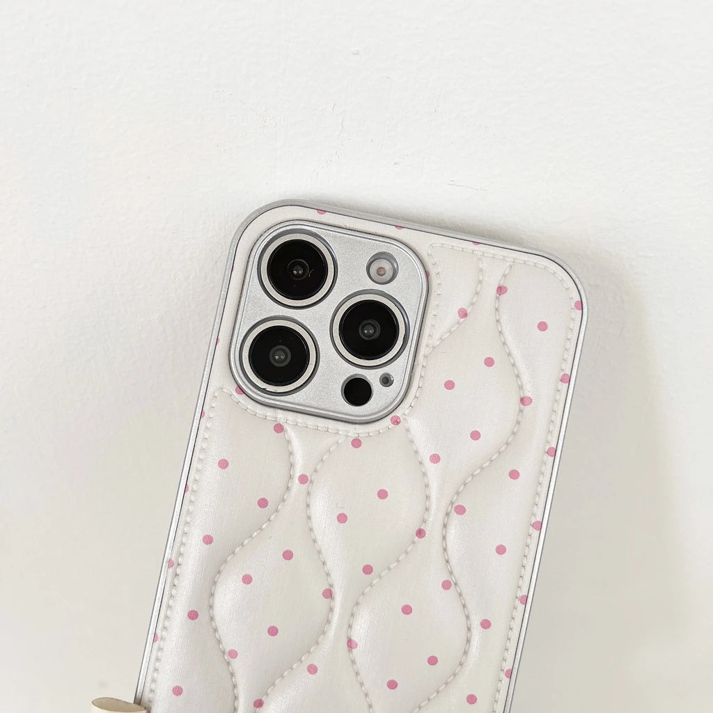 【ウェーブキルティング】ドットステッチ×クッション スマホケース｜iPhone対応 #241220