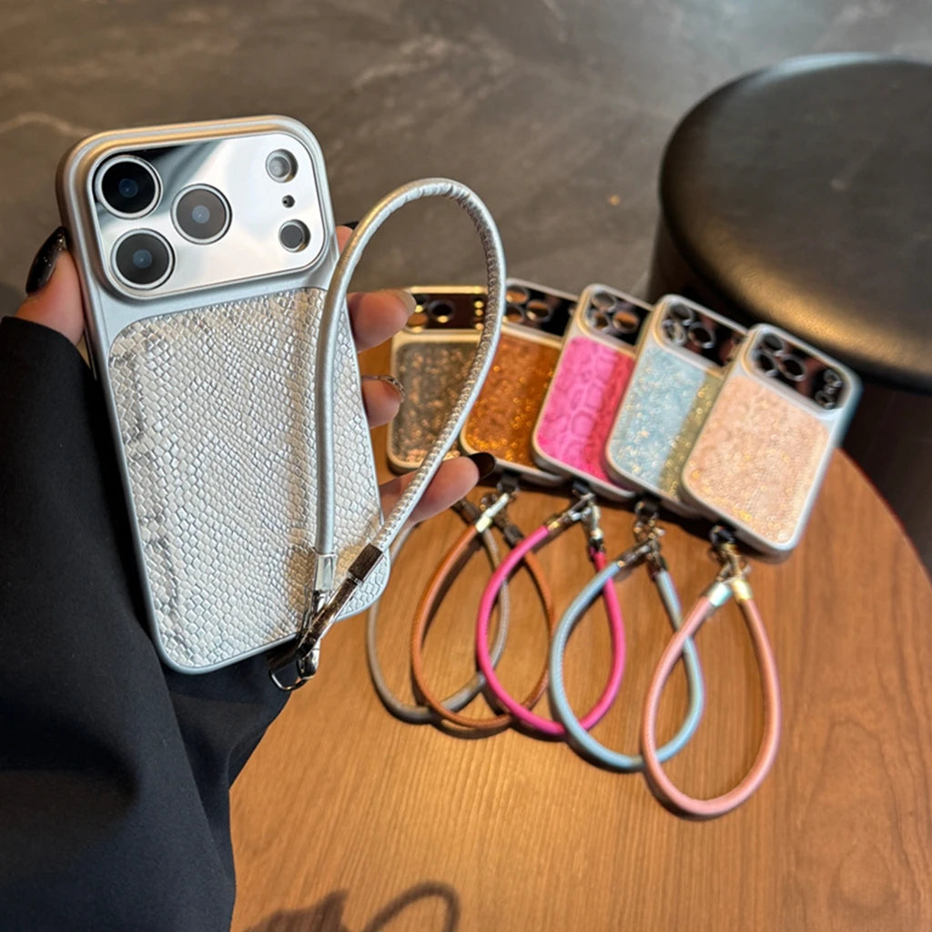 【スネークタッチ】パイソンレザー調 × ハンドストラップ スマホケース｜iPhone対応 #240823