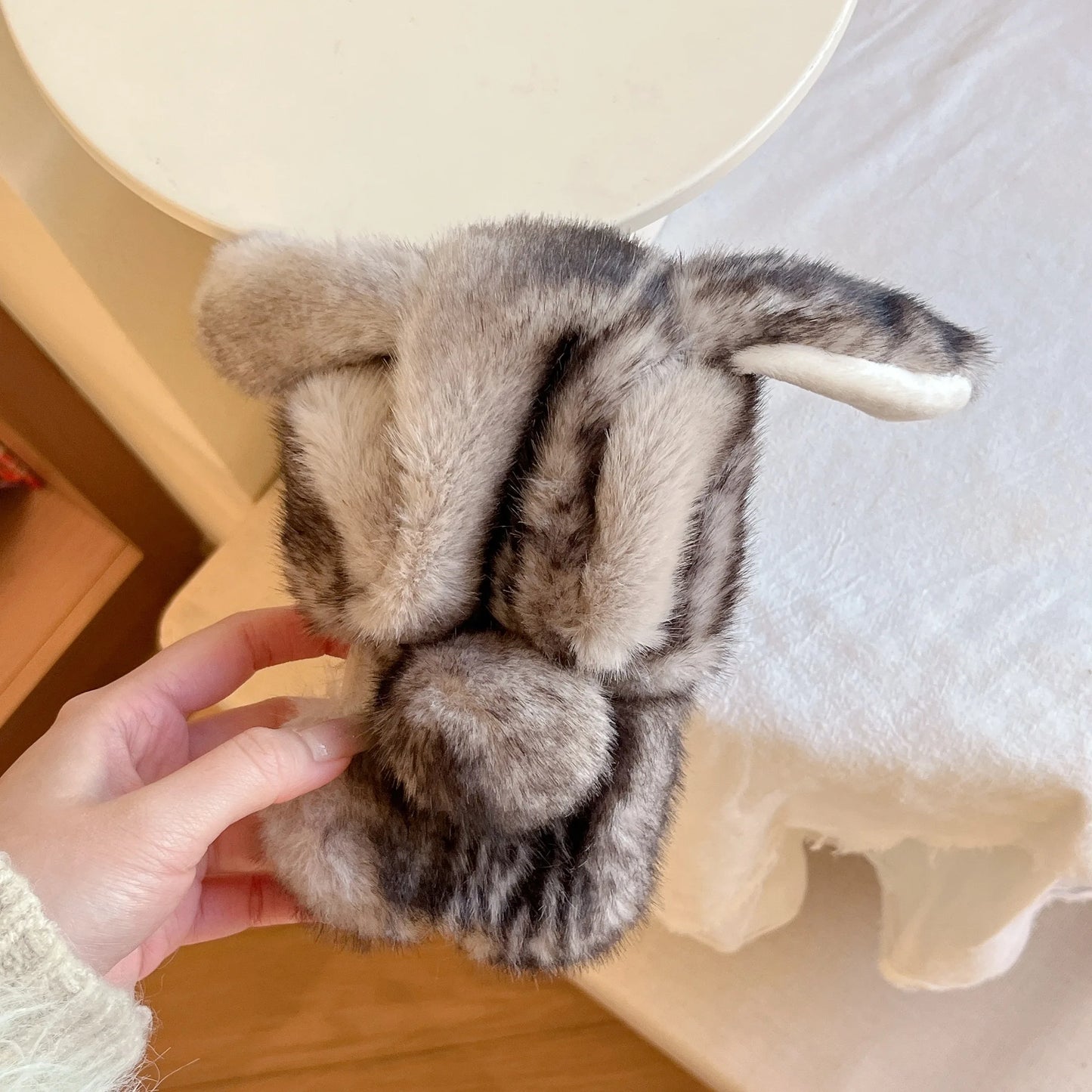 ふわふわラビット ファー iPhoneケース｜立体耳デザイン・もこもこフード #240420