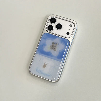 【グラデくまちゃん】雲 にじみブルーグラデーション ポンポンチャーム付き スマホケース｜iPhone対応 #241004