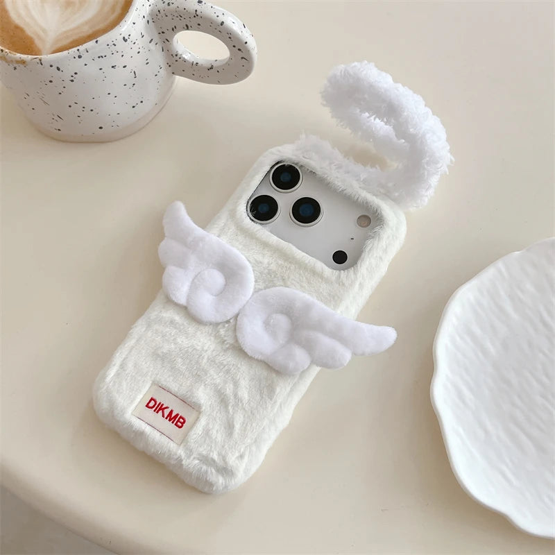 【エンジェルファーウィング】天使の羽×ふわもこホワイト スマホケース｜iPhone対応 👼✨ #250112