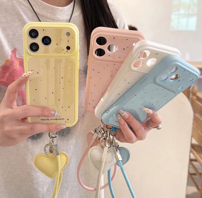 ドット柄 ハートチャームストラップ付き iPhoneケース｜淡色パステル #260049