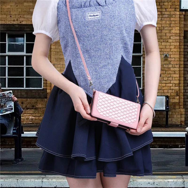 【ブックスタイル】キルティング レザー 手帳型 ウォレット iPhoneケース｜ショルダーストラップ付き #240127