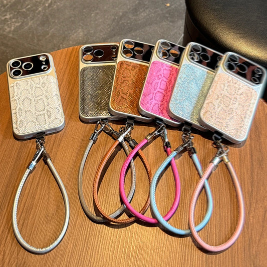 【スネークタッチ】パイソンレザー調 × ハンドストラップ スマホケース｜iPhone対応 #240823