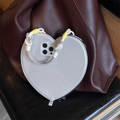 【ハートシリーズ】シンプル可愛いレザー調 大きなハートデザイン スマホケース｜iPhone対応 #251011