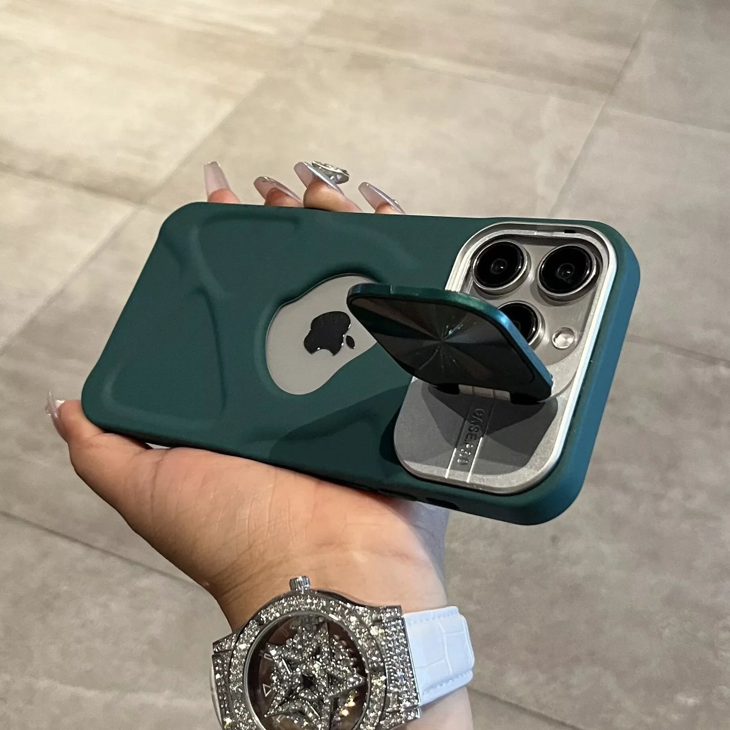 耐衝撃 iPhoneケース｜カメラレンズ保護・スタンド機能付き TPUシリコン スマホカバー おしゃれ メンズ レディース｜iPhone対応 #250408