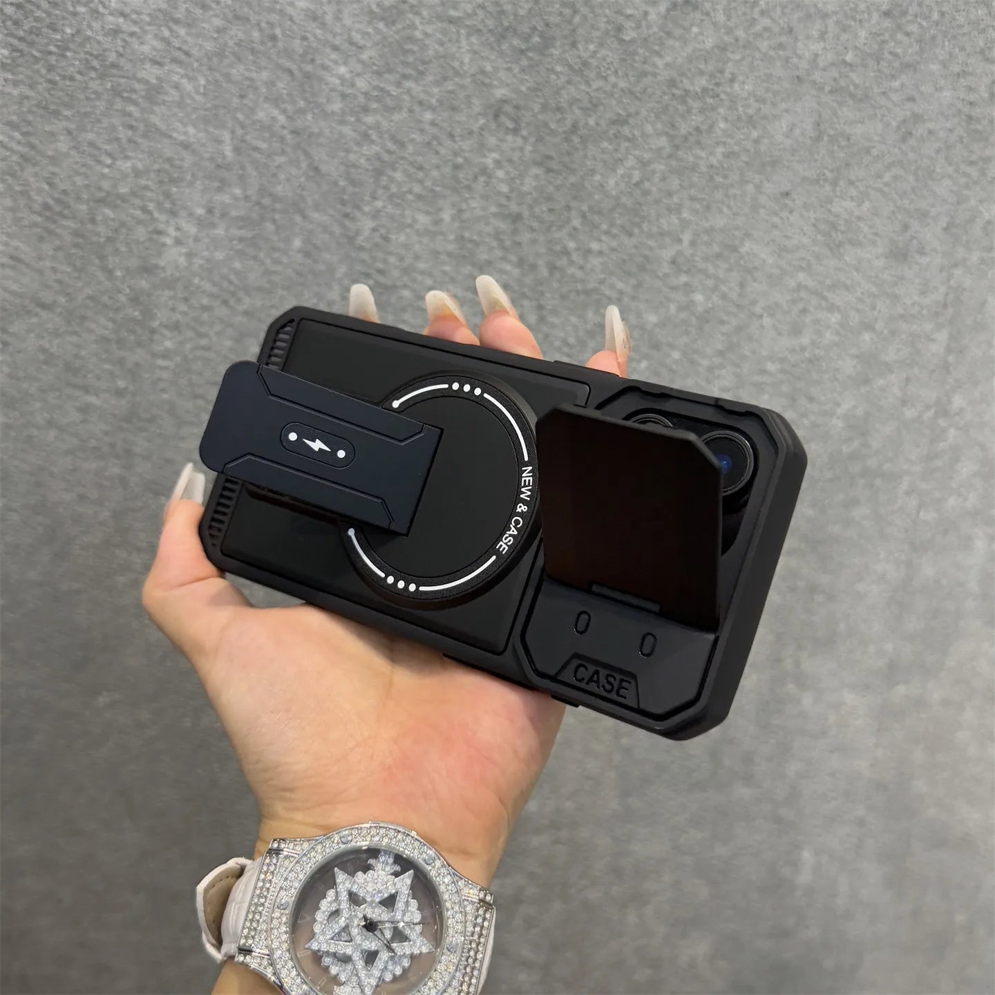 耐衝撃 iPhoneケース カメラカバー付き マグネット式リングスタンド 落下防止 スマホスタンド機能搭載 シンプルブラック｜iPhone対応 #250411