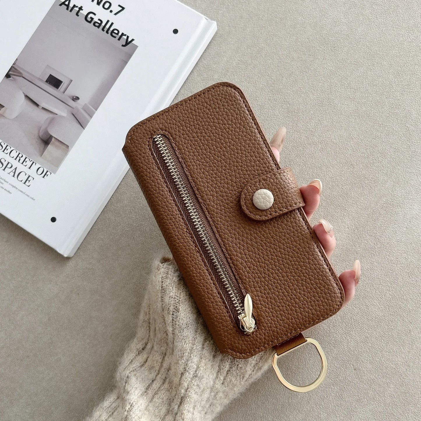 【ブックスタイル】キーリング付き レザー調 財布一体型 手帳型 iPhoneケース｜ファスナー収納・多色展開 #240128