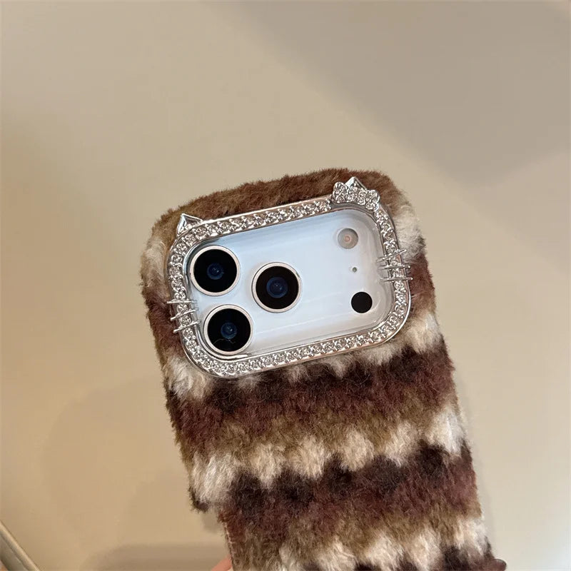 【もこもこチェック】ふわふわ マルチカラー × ストラップ付きケース｜iPhone対応 #240909