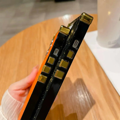 【スクエアシリーズ】キルティングレザー スタッズスクエアケース 高級感＆耐衝撃 ｜iPhone対応 #250818