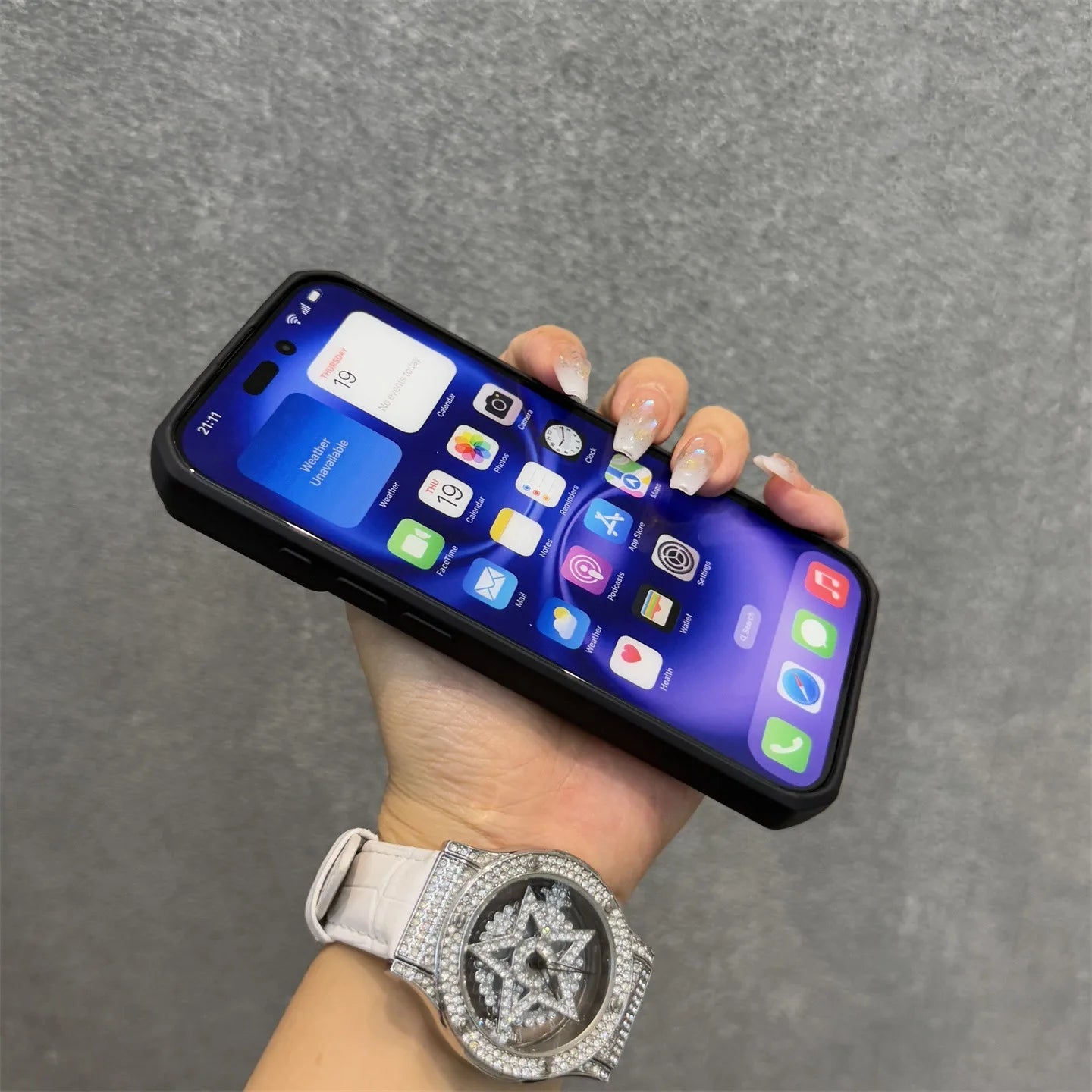 耐衝撃 iPhoneケース カメラカバー付き マグネット式リングスタンド 落下防止 スマホスタンド機能搭載 シンプルブラック｜iPhone対応 #250411