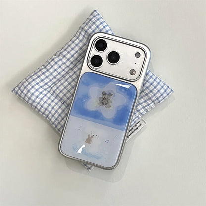 【グラデくまちゃん】雲 にじみブルーグラデーション ポンポンチャーム付き スマホケース｜iPhone対応 #241004