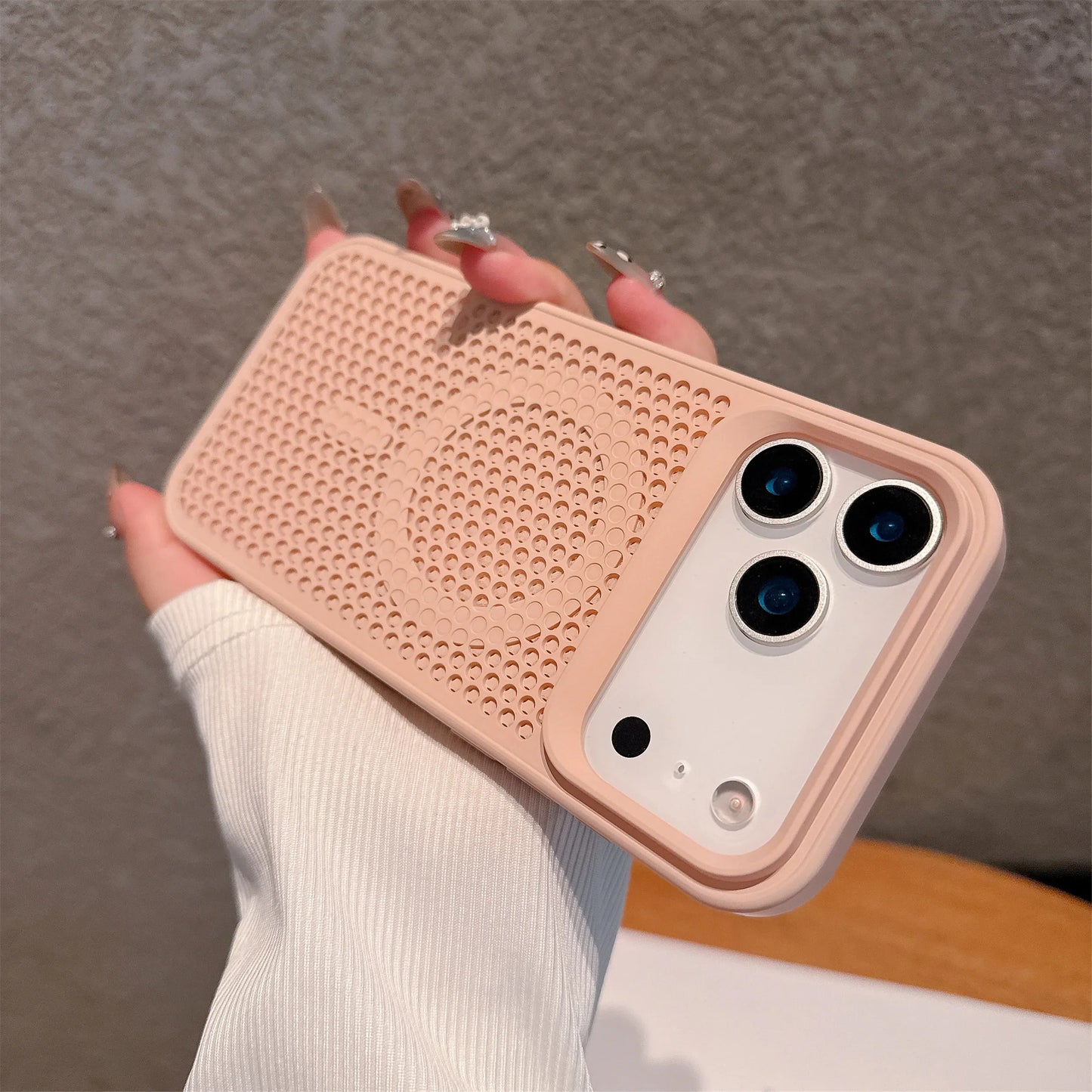 【Magsafe対応】シリコンラバー エアドット 立体グリップ 耐衝撃 スマホケース｜iPhone対応 #250419