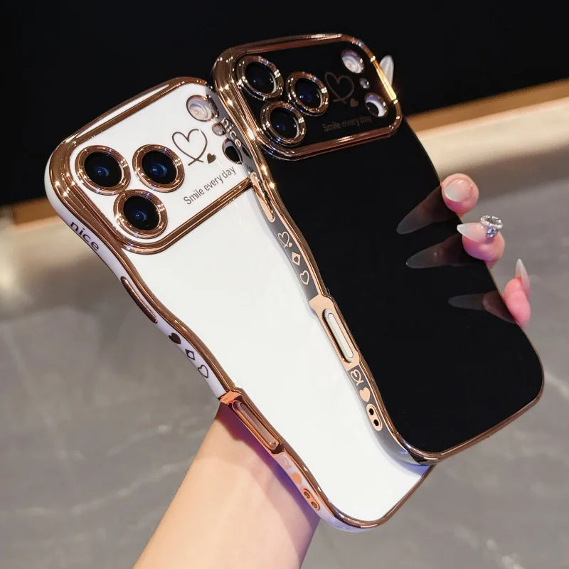 【ハートシリーズ】ゴールド ウェーブフレーム＆ハートデザイン 高級感 スマホケース｜iPhone対応 #251107