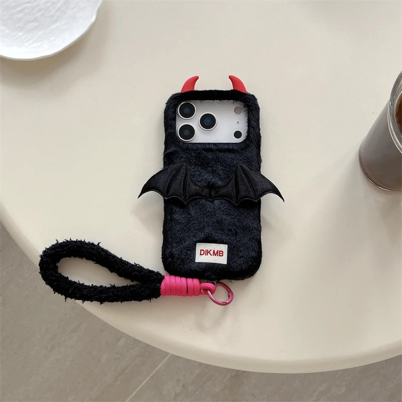 【デビルバットファー】あくまツノ付き×コウモリウィング もこもこスマホケース｜iPhone対応 🦇✨ #250111