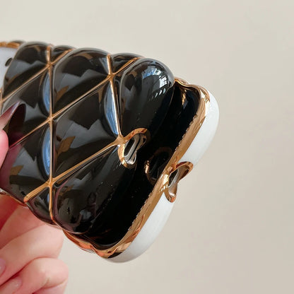 エレガントキルティング iPhoneケース｜ゴールドラインアクセント #240414