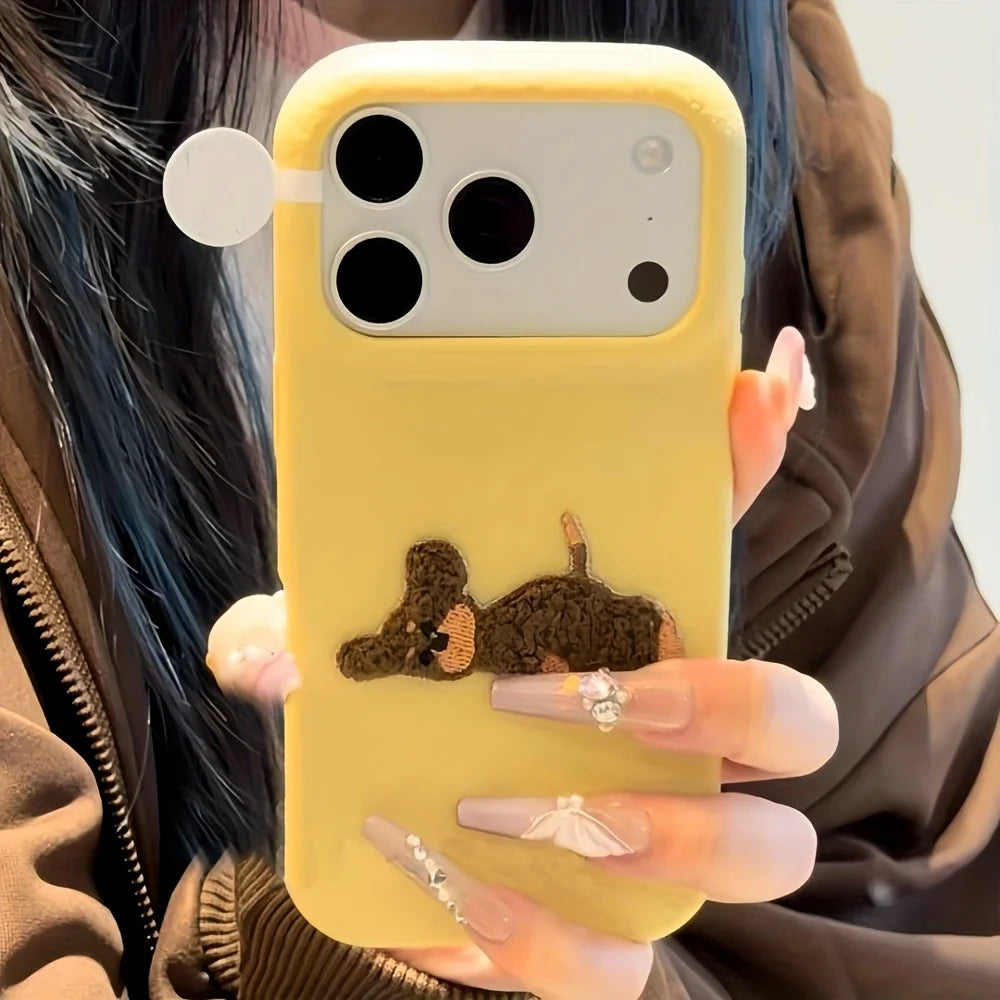 ドッグモチーフ iPhoneケース｜ミニチュアダックス 刺繍デザイン・シンプルカラー #240604