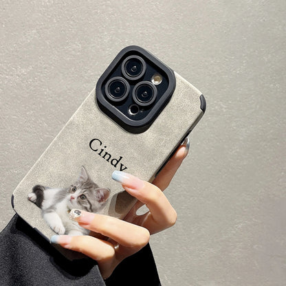 【カスタムNAMEシリーズ】ペット写真×ネーム入り スエード調 フォトケース｜iPhone対応 #241007