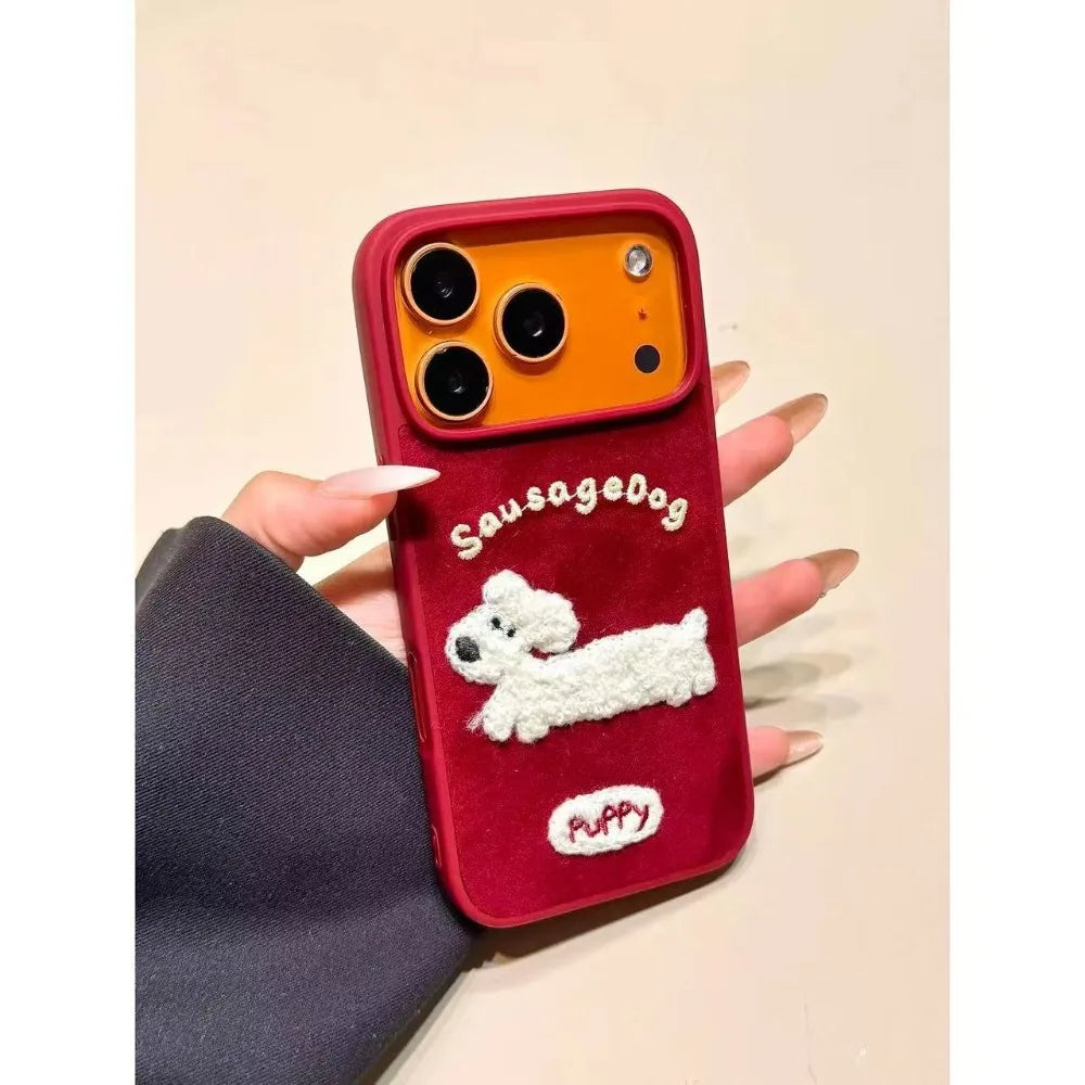 【アニマルシリーズ】もこもこドッグ スマホケース｜立体わんこ刺繍×ポンポンチャーム付き｜iPhone対応 #241209