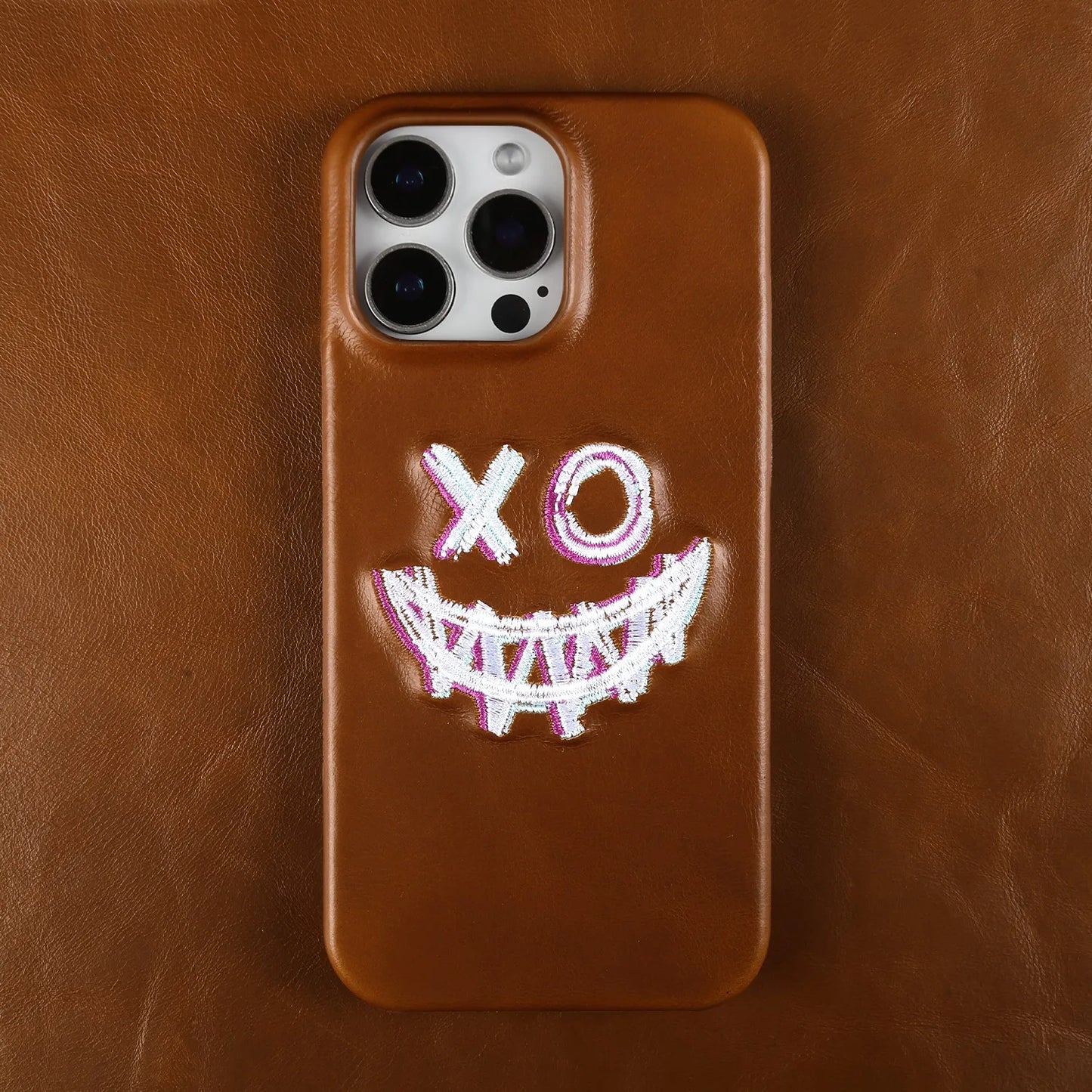 【本革シリーズ】艶あり スムースレザー スマイル ステッチケース｜iPhone対応 #240831