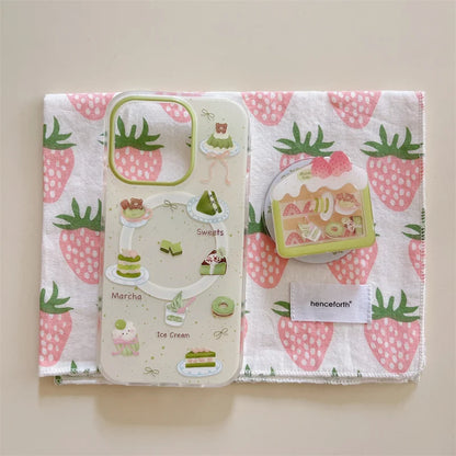 【抹茶×いちごケーキ】ホルダー付き スイーツ スマホケース｜iPhone対応 #250725