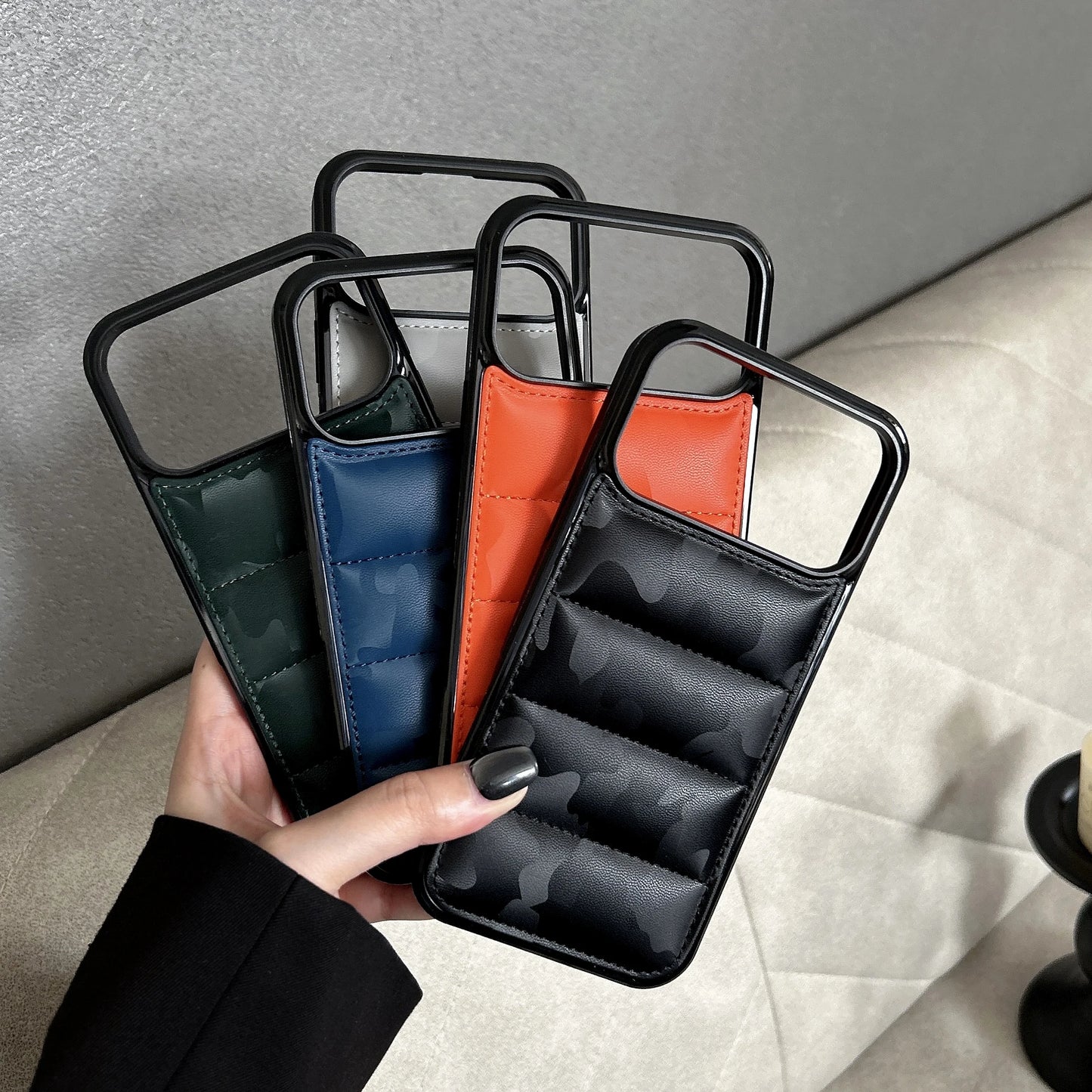 カモフラ柄 ダウンジャケット風 キルティング iPhoneケース #240308