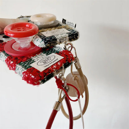 【ツイードカラーボタン】ツイードチェック×ビッグボタン ストラップ付きスマホケース｜iPhone対応 #250201