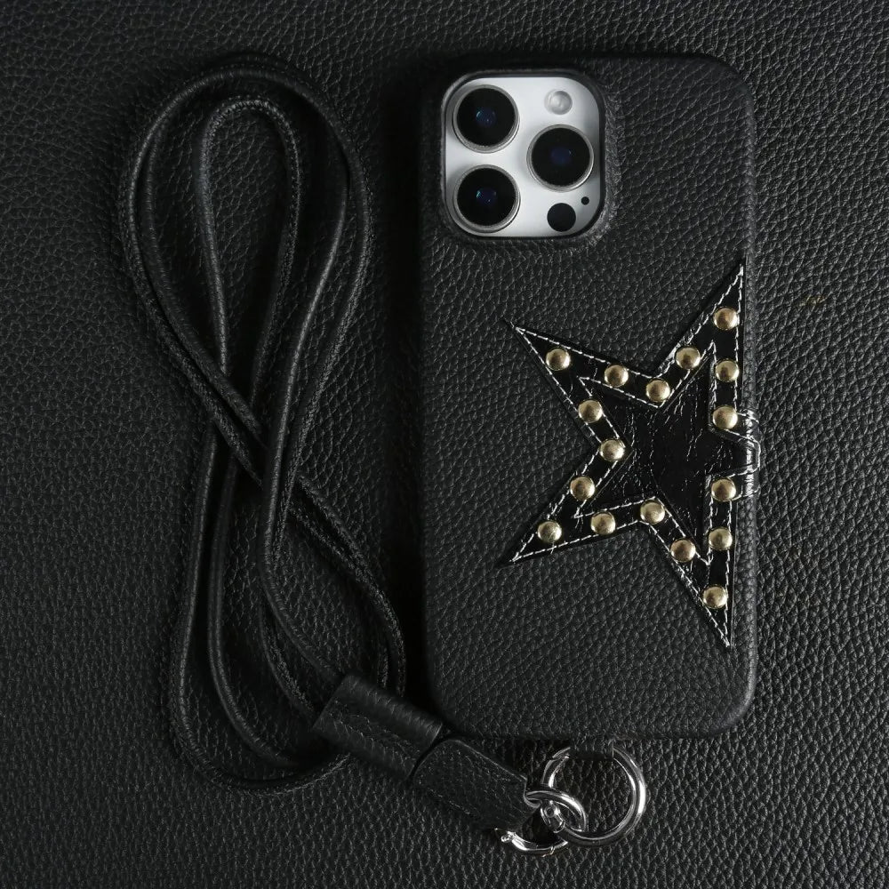 iPhone 14proレザーケース チェーン付き 黒 ゴールドスタッズ iphone14