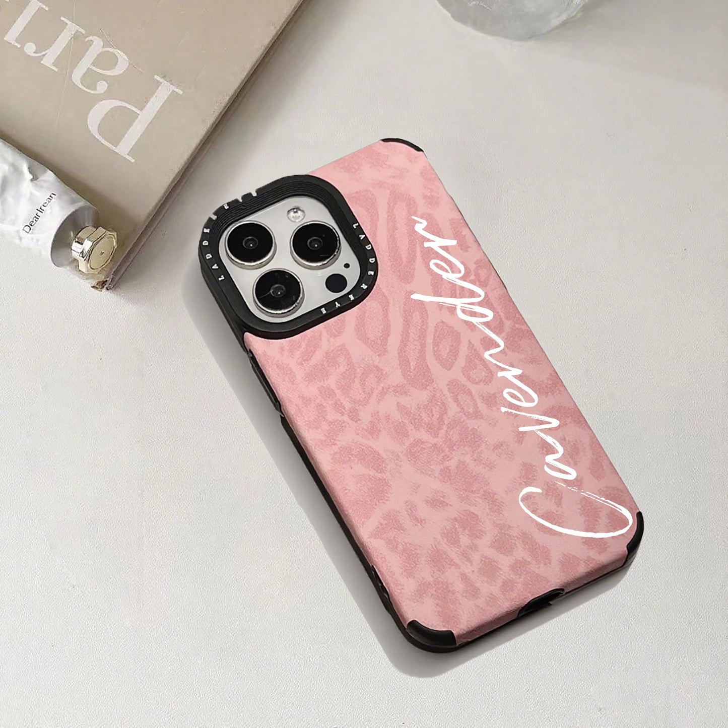 【カスタムシリーズ】ピンクレオパード ヒョウ柄 縦書き名入れ ソフトスマホケース｜iPhone対応 #240722