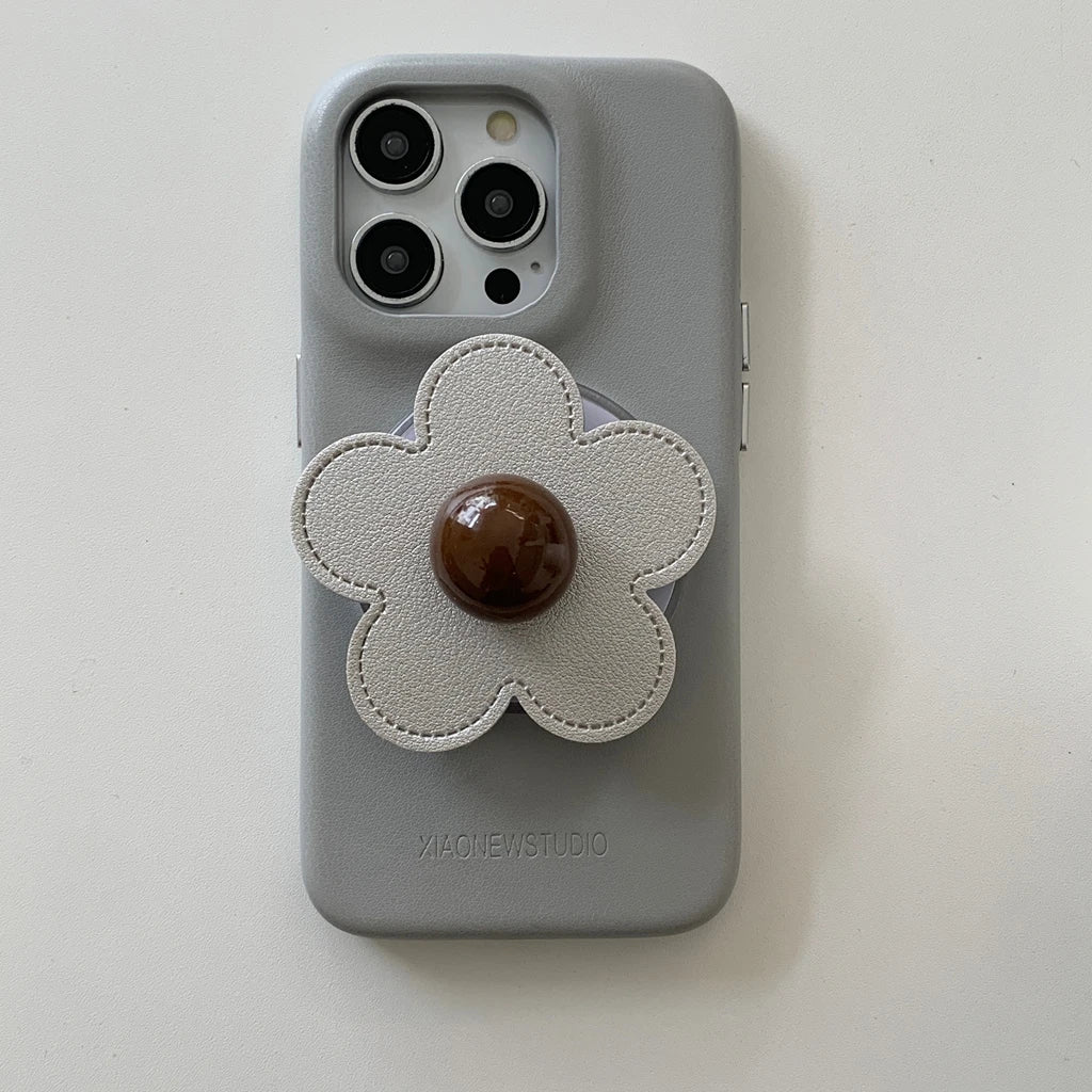 【フラワーポップ】レザー調 立体フラワー モチーフ付き スマホケース｜iPhone対応 #250423