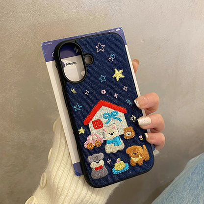 【デニムアニマルハウス】刺繍風×デニムファブリック スマホケース｜iPhone対応 #250609