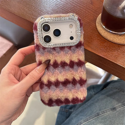 【もこもこチェック】ふわふわ マルチカラー × ストラップ付きケース｜iPhone対応 #240909