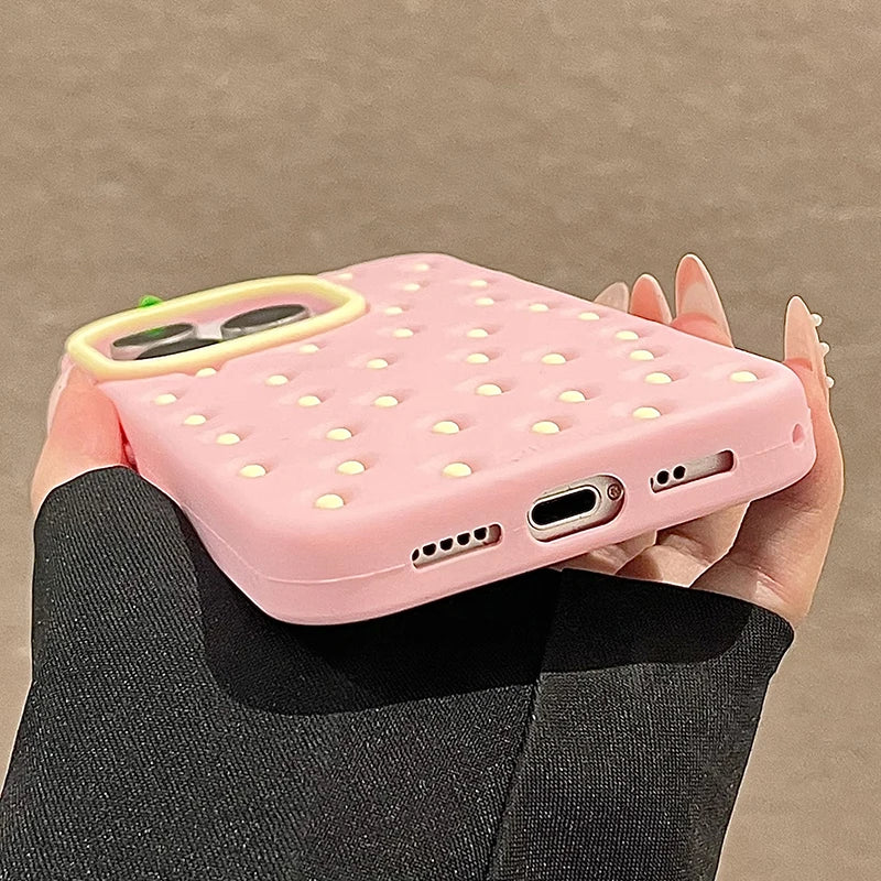 【フルーツシリーズ】いちごデザイン 立体シリコン スマホケース｜iPhone対応 #250917