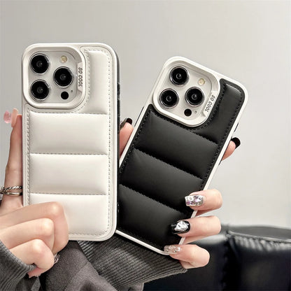 【レザーシリーズ】シンプルキルティング風 高級感あるレザー調 パフデザイン スマホケース｜iPhone対応 #251016