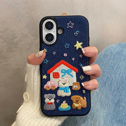 【デニムアニマルハウス】刺繍風×デニムファブリック スマホケース｜iPhone対応 #250609