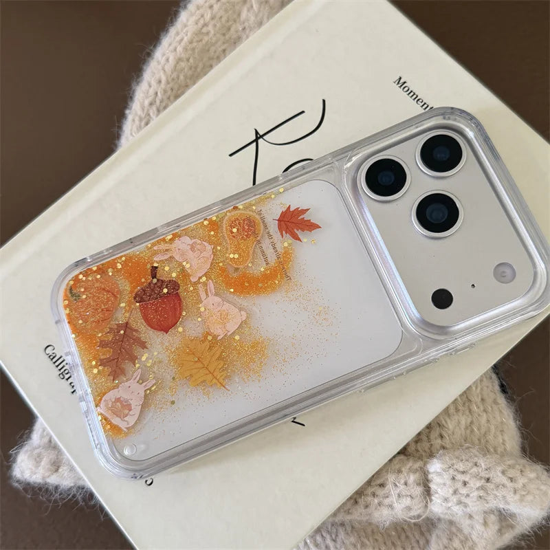 【流れるシリーズ】どんぐり もみじ 秋モチーフ きらきらラメ グリッター クリアスマホケース｜iPhone対応 #241018