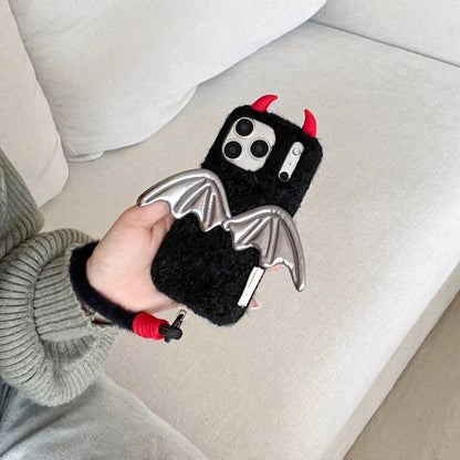 【デビルウィング】立体シルバーウィング×ふわもこファー スマホケース｜iPhone対応 🪽🖤 #241219