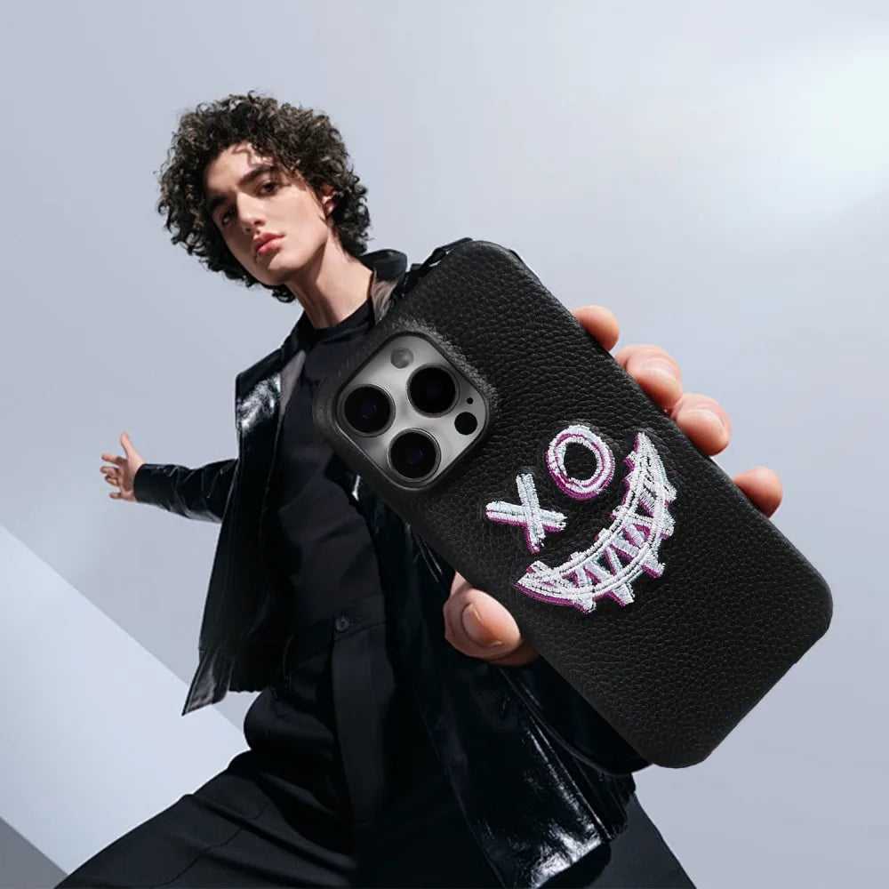 【本革シリーズ】艶なし シボ革 スマイル ステッチ レザーケース｜iPhone対応 #240901