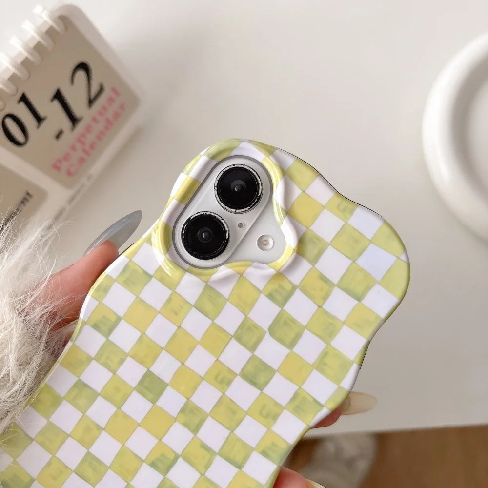 ハート総柄 格子チェック柄 iPhoneケース｜ウェーブフレーム #240310