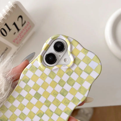 ハート総柄 格子チェック柄 iPhoneケース｜ウェーブフレーム #240310