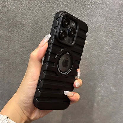 【アルミ調デザイン】メタル スーツケースデザイン 耐衝撃 スマホケース｜iPhone対応 #250414